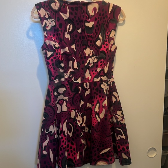 FRENCH CONNECTION VIBRANT PINK FLORAL DRESS : SIZE US 4 - Picture 6 of 8